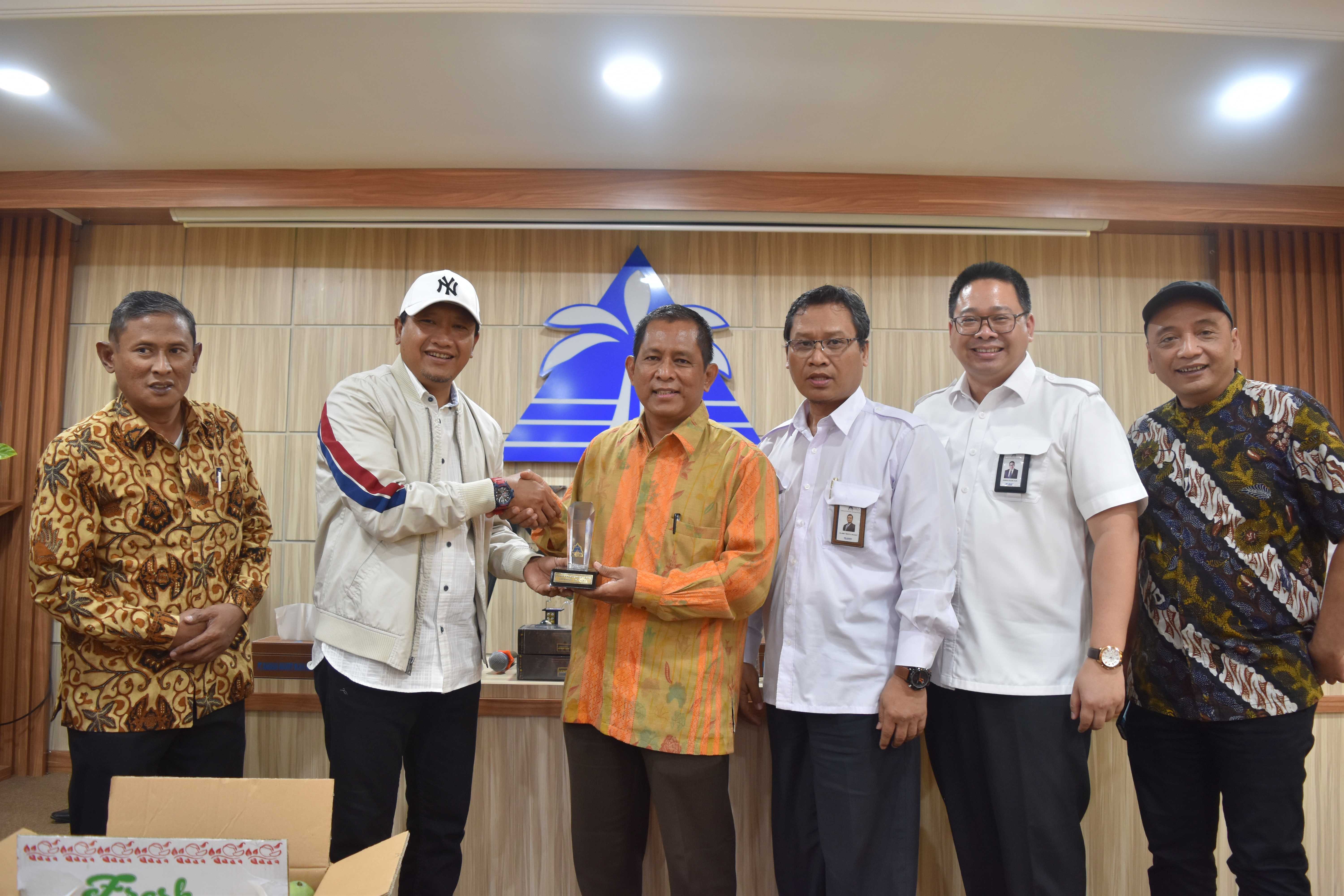 Kunjungan benchmarking bupati pasuruan ke PT KIW